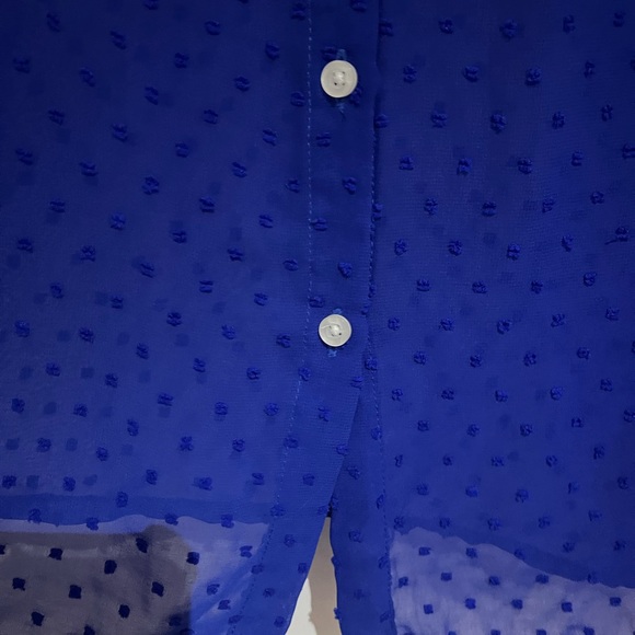 Casual Textured Detailed Blouse - Picture 2 of 4